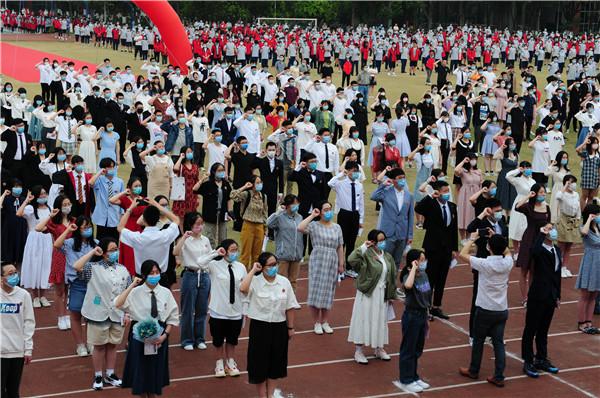 德外學(xué)子成人禮：今天起，我把責(zé)任扛在肩上